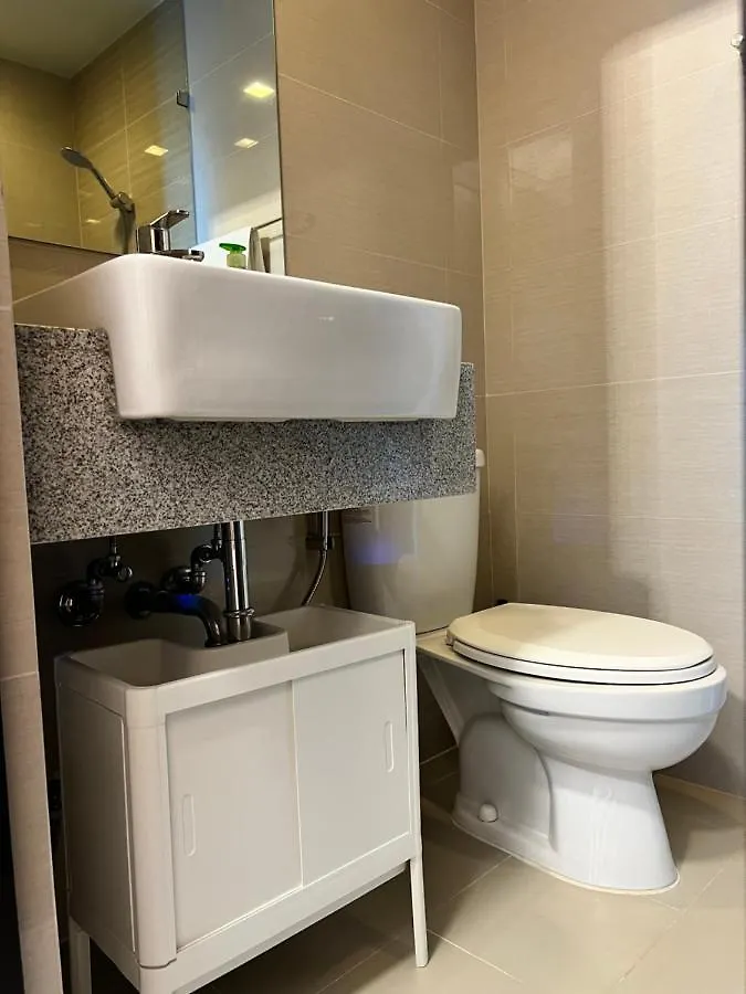 Uptown Parksuites II Taguig Aparthotel